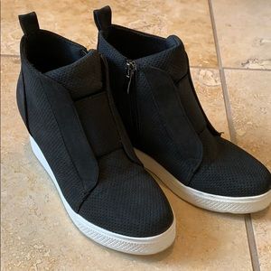 Black High Top Sneakers Wedges 7